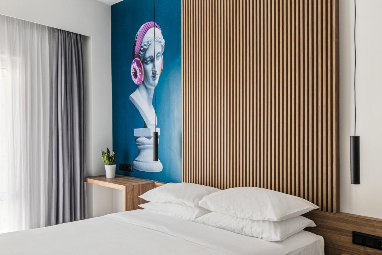 The Q Hotel Atene Esterno foto