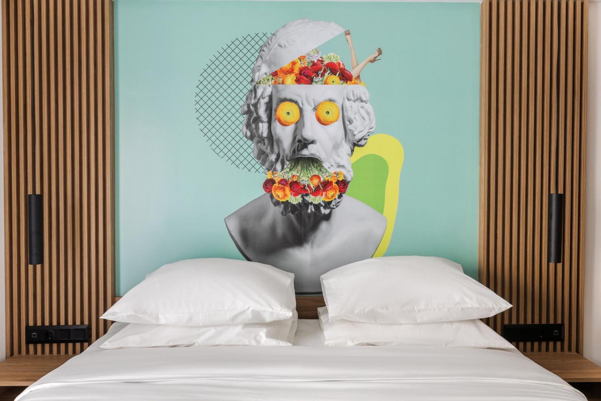 The Q Hotel Atene Esterno foto