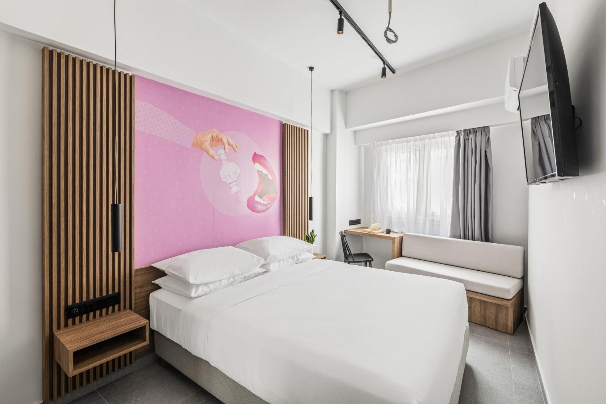 The Q Hotel Atene Esterno foto