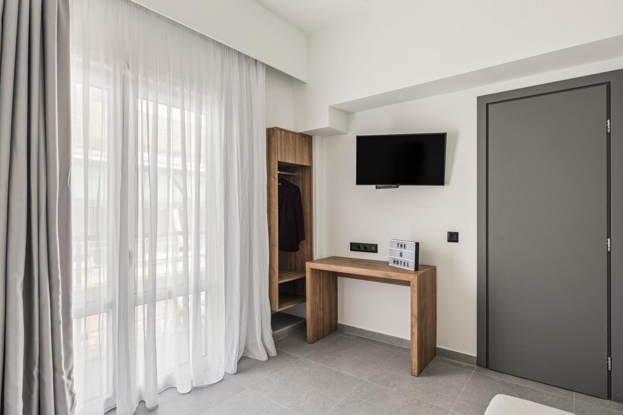The Q Hotel Atene Esterno foto
