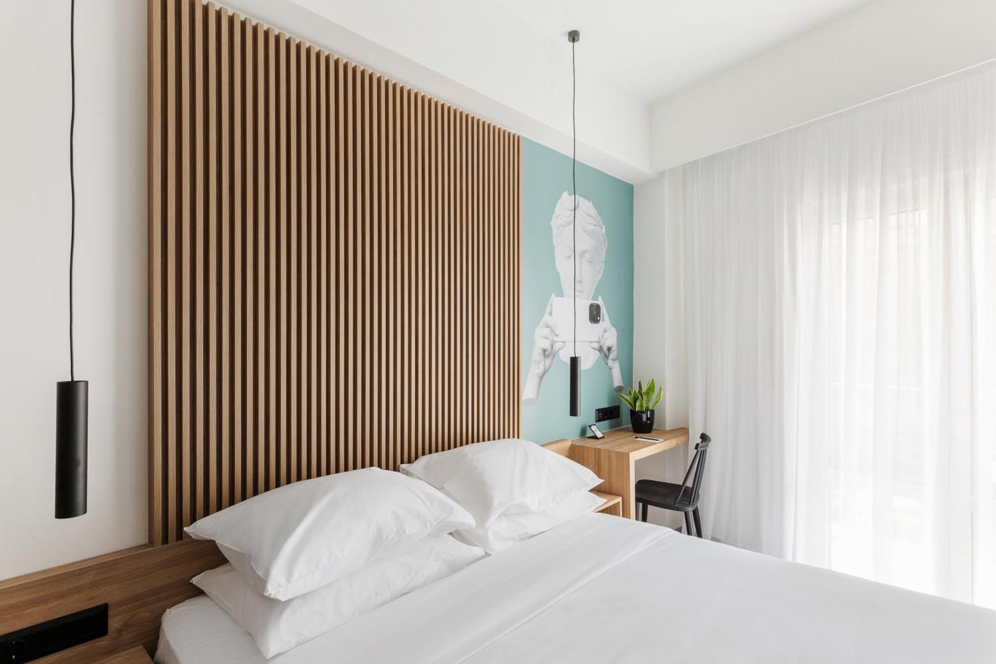 The Q Hotel Atene Esterno foto