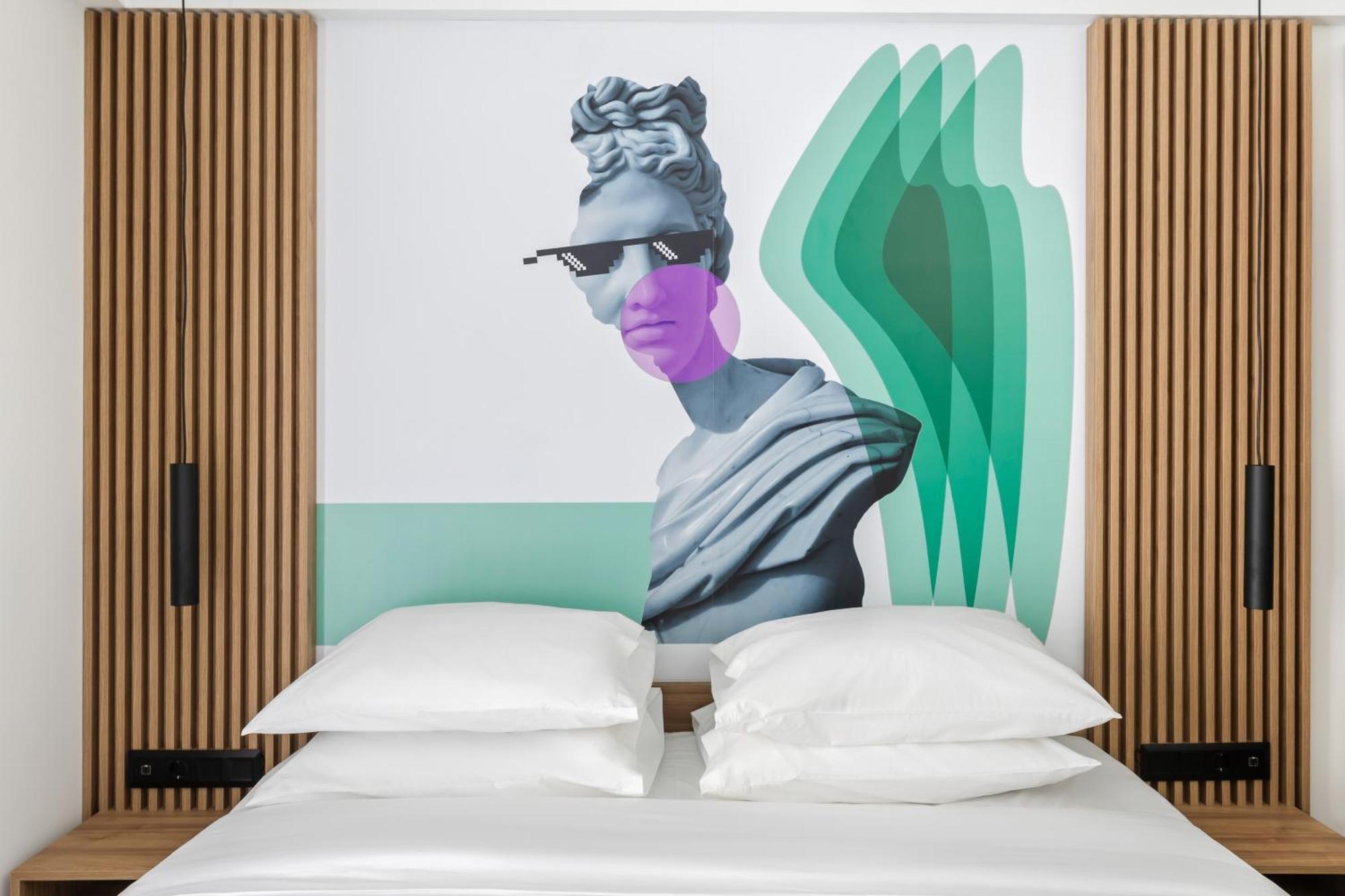 The Q Hotel Atene Esterno foto